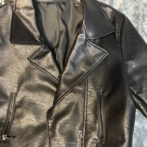 Tahari Women’s Black Faux Leather Belted Moto Biker Jacket - New Without tags